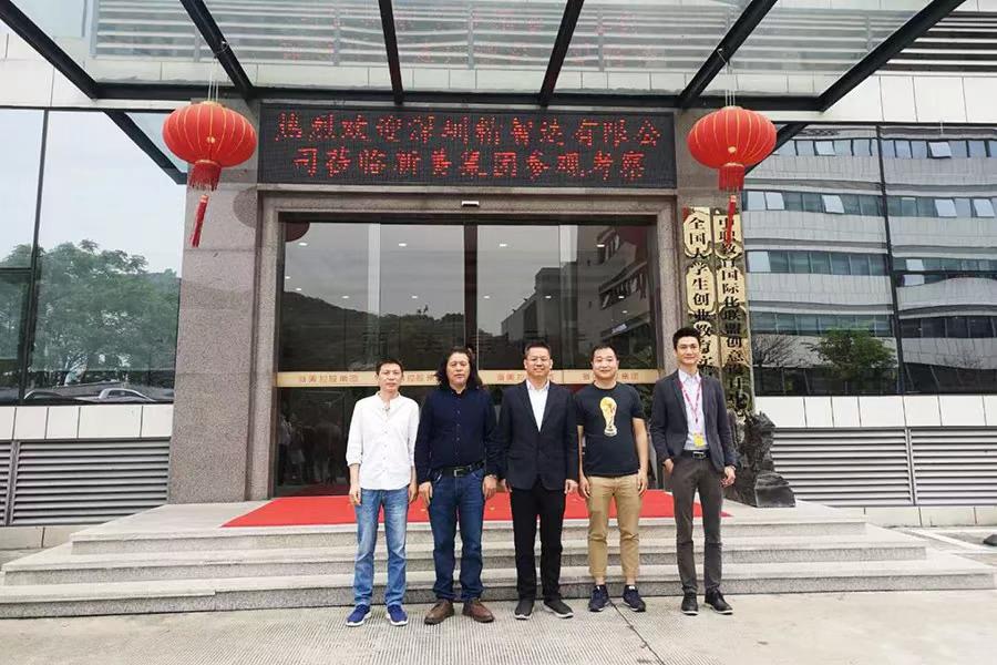 1554975285546095049.jpg IMG_1774.jpg